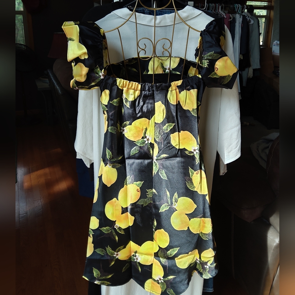 NEW Lemon Print Ruffle Sleeve Mini Dress - Picture 4 of 12